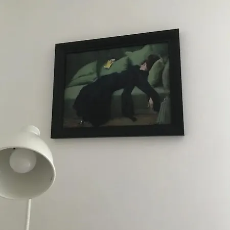Hingega Korter Kesklinnas “kalamaja”mere Aares. Lägenhet *