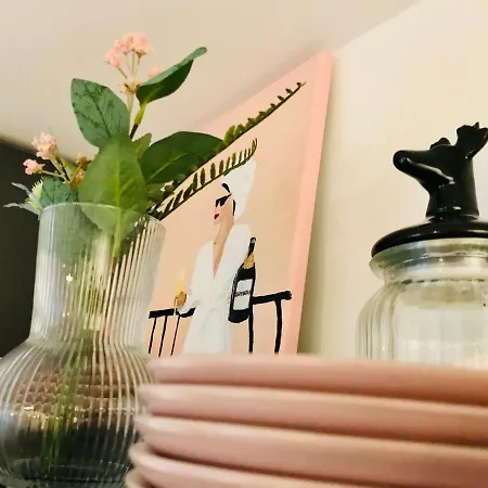 Apartment Hingega Korter Kesklinnas “kalamaja”mere Aares. Reval